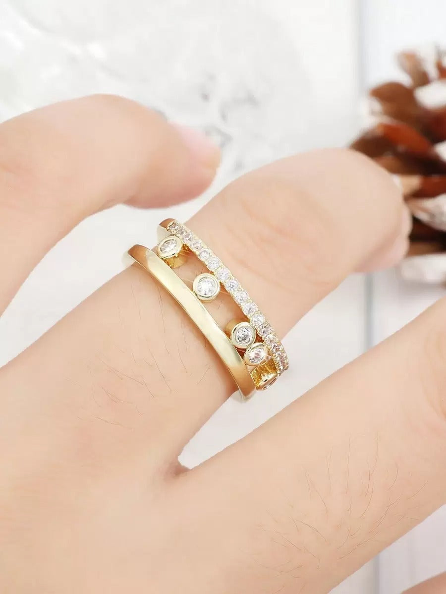 SHEIN خاتم تصميم مفتوح بذوق راقٍ مزين بالفصوص اللامعة