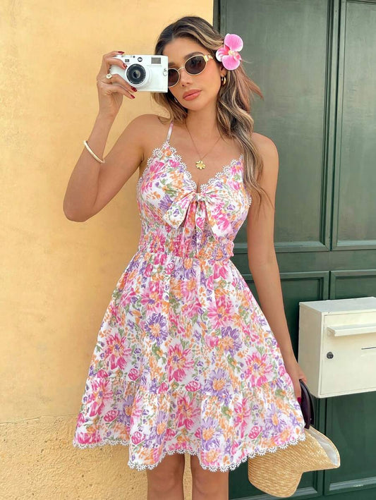 SHEIN VCAY فستان صيفي بحمالات رفيعة مطبوع بأزهار متناثرة