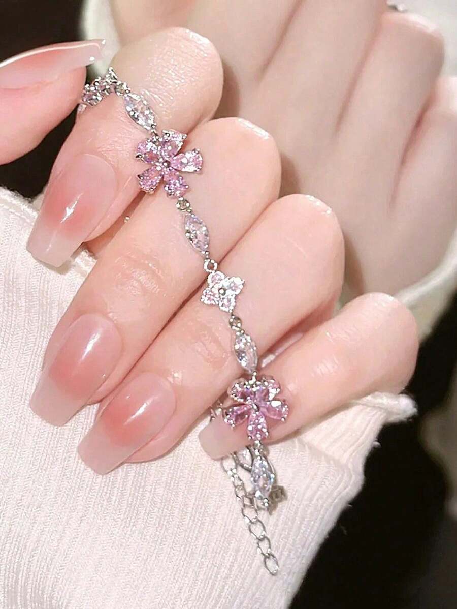 SHEIN سوار كريستال وردي بزهور الكرز