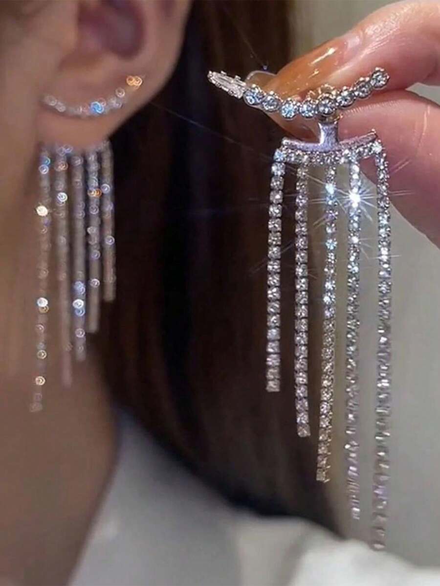 SHEIN زوج أقراط متدلية مزينة بالترتر