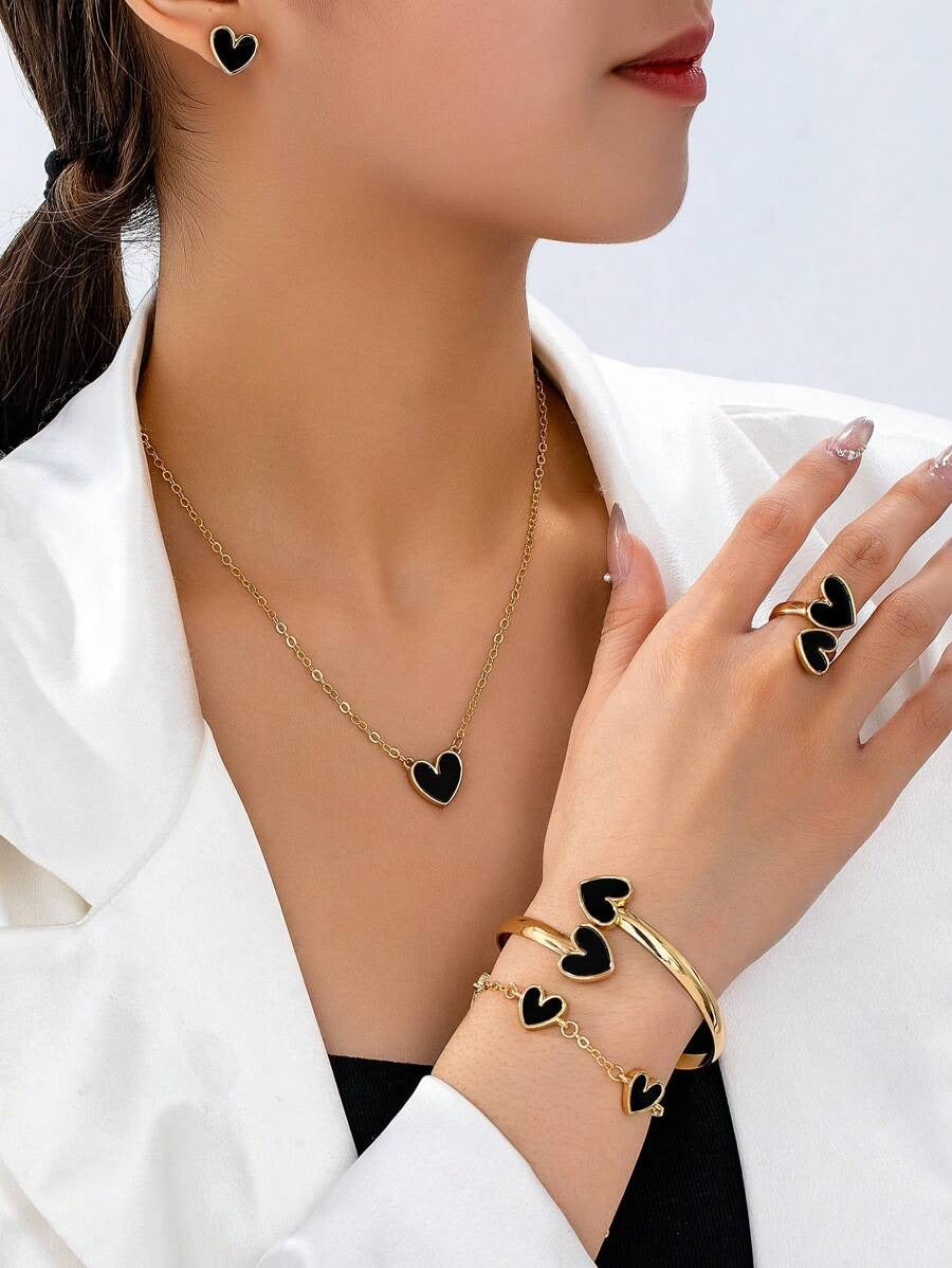SHEIN طقم مميز مكون من 6 قطع على شكل قلب