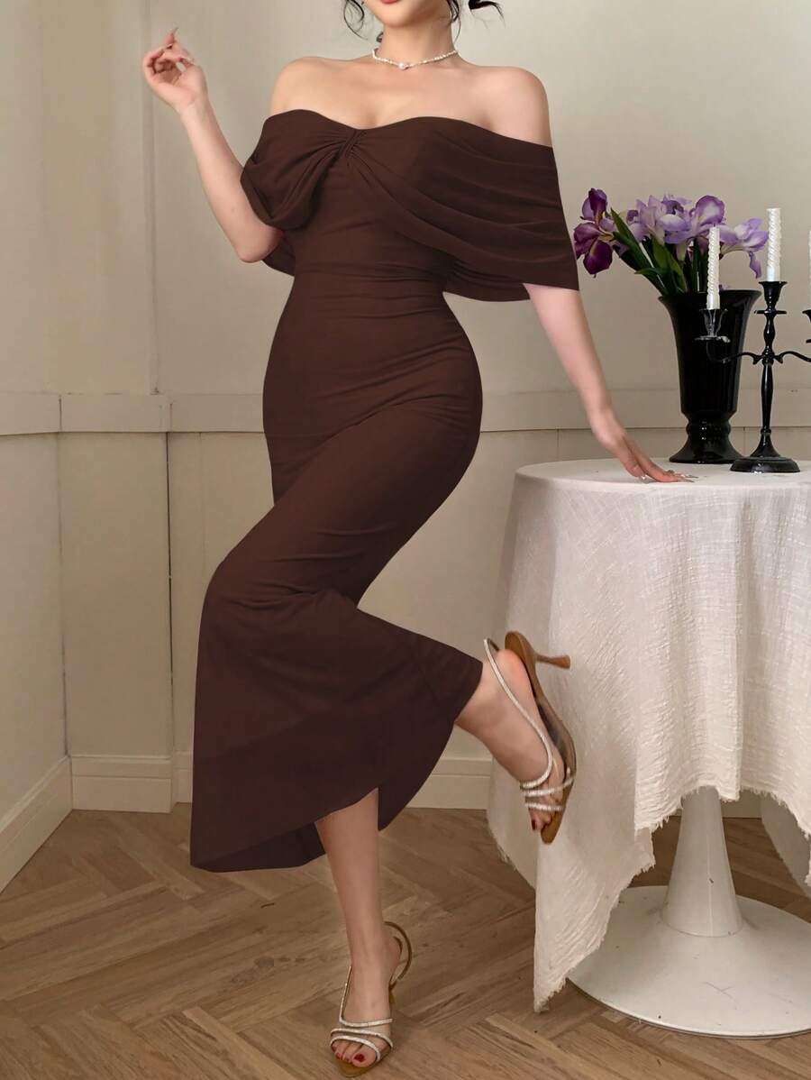 SHEIN DAZY فستان موسلين بتصميم متدلٍ بنقشات عقدة
