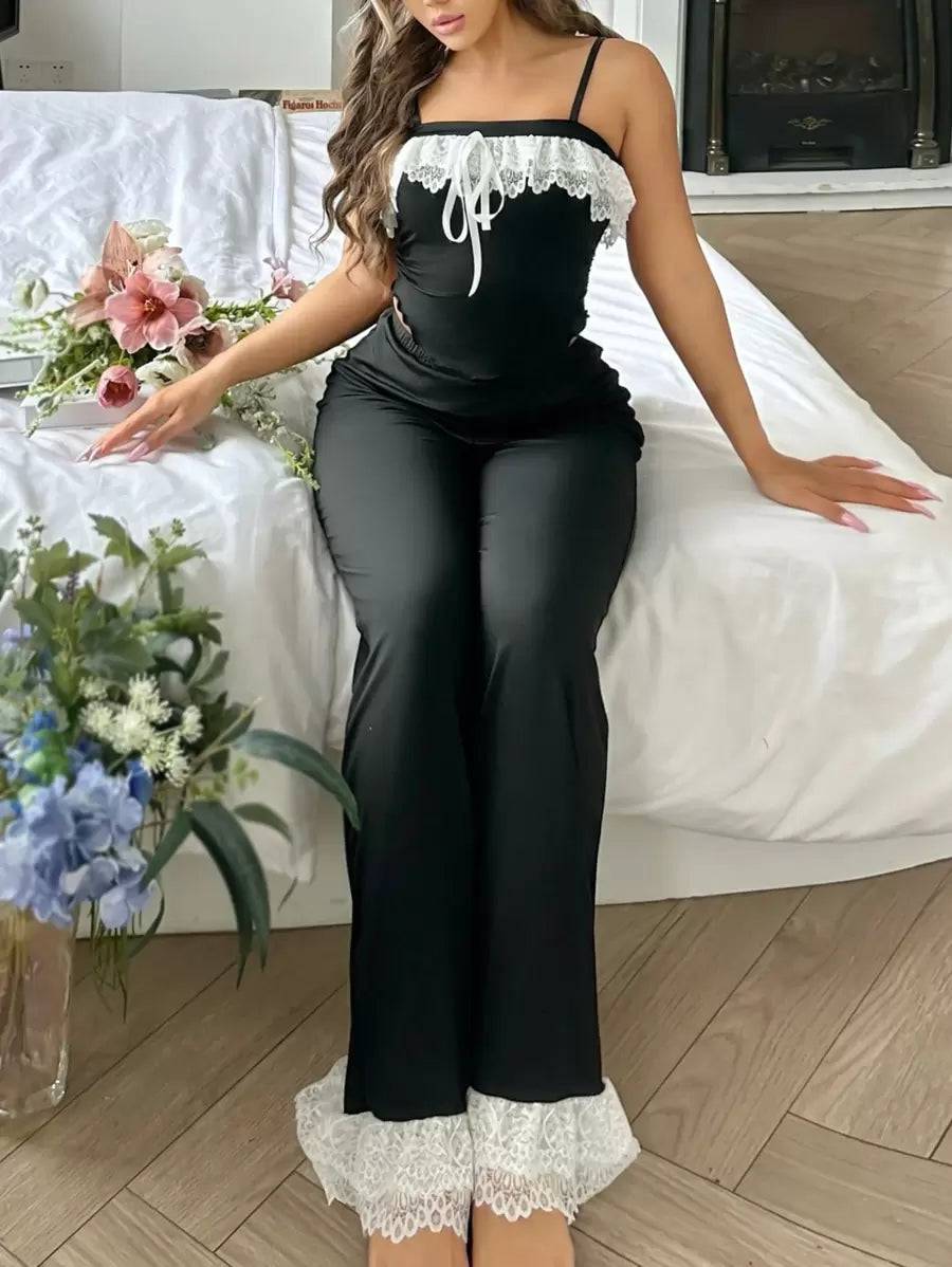 SHEIN SweetSlumber طقم بيجامة بتطريز دانتيل