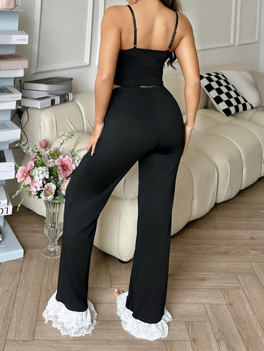 SHEIN SweetSlumber طقم بيجامة بتطريز دانتيل