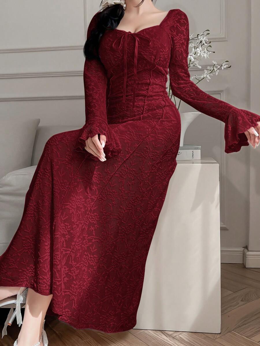 SHEIN Modelyn فستان سهرة عنابي طويل الأكمام