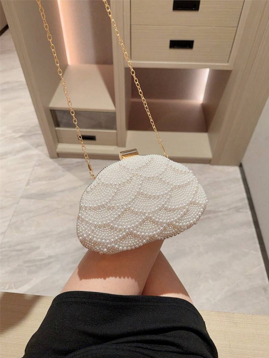 SHEIN حقيبة كتف مستطيلة مزينة بالخرز المزيف