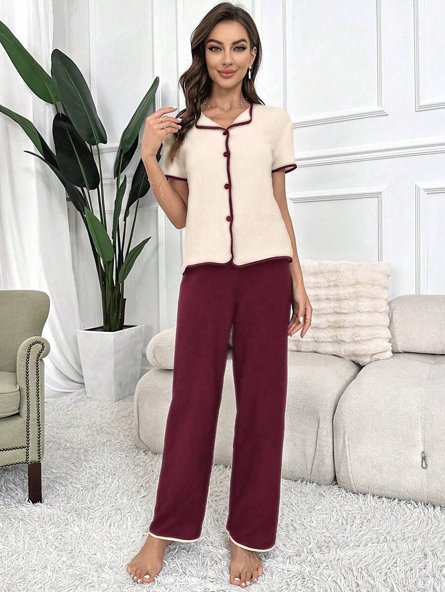 SHEIN Snug Zone بدلة نوم سروال وتوب بأزرار وحواف متباينة