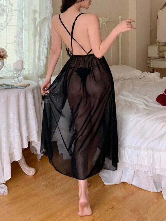 SHEIN ثوب نوم اسود بتصميم دانتيل متباين