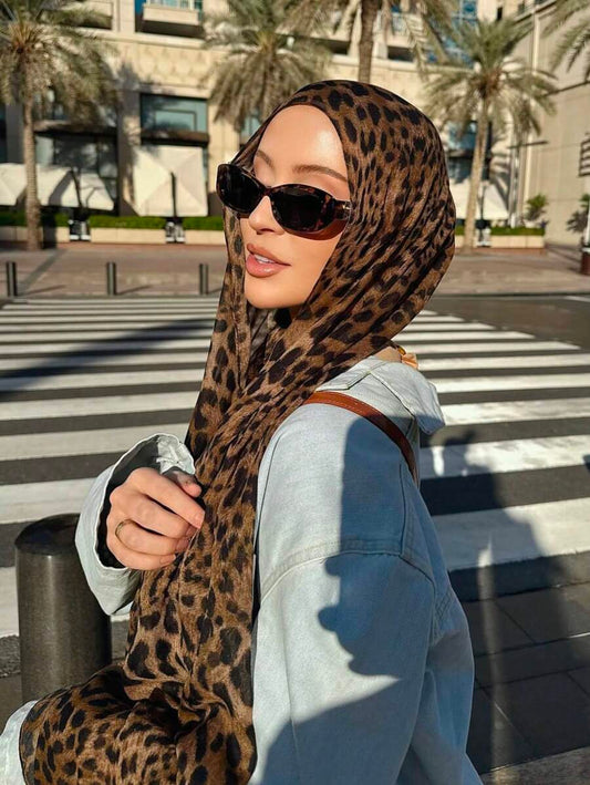 SHEIN حجاب نسائي بوهيمي خفيف بطبعة نمر وقابل للتنفس