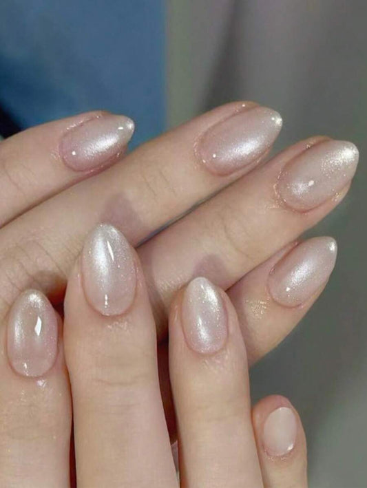 SHEIN أظافر 24 قطعة بشكل اللوز القصير