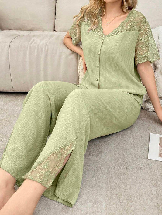 SHEIN بيجامة بأكمام قصيرة بكتف مفتوح شبه شفافة