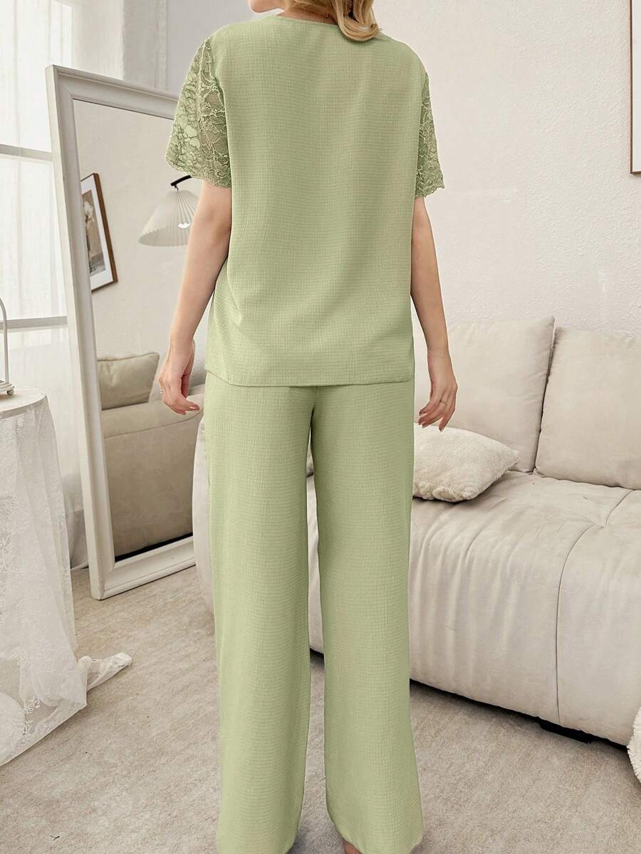 SHEIN بيجامة بأكمام قصيرة بكتف مفتوح شبه شفافة