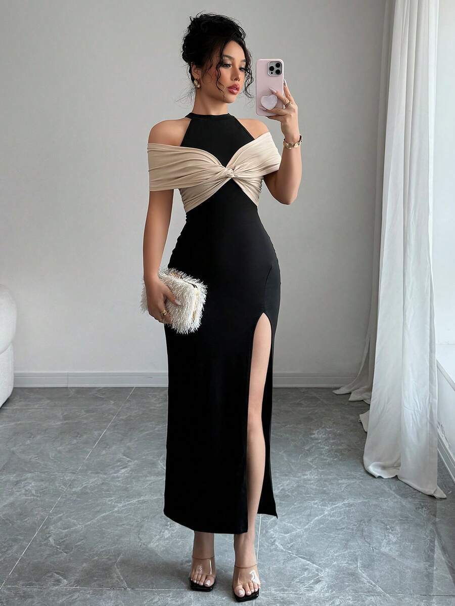 SHEIN Rafferiza فستان أسود وبيج مفتوح من الخلف بشق عالي