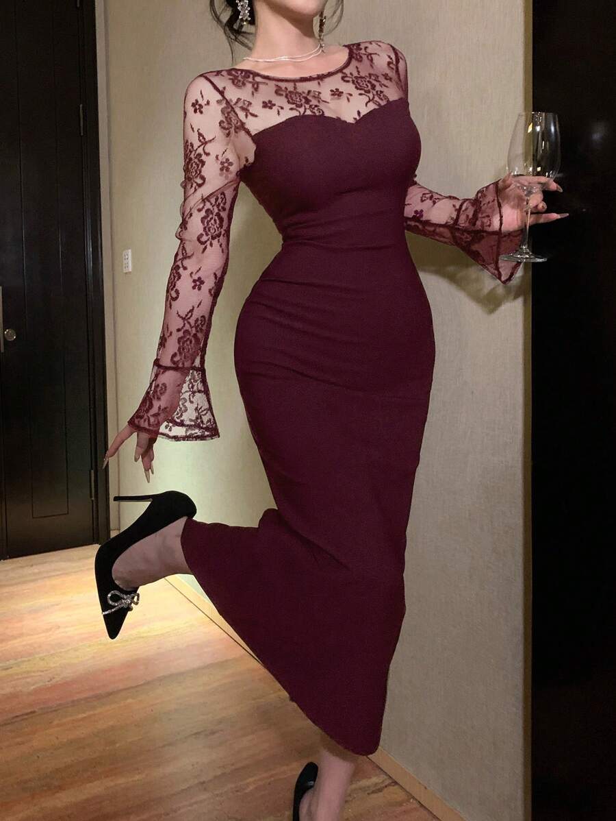 SHEIN DAZY فستان بأكمام جرس وذيل حورية البحر باللون العنابي