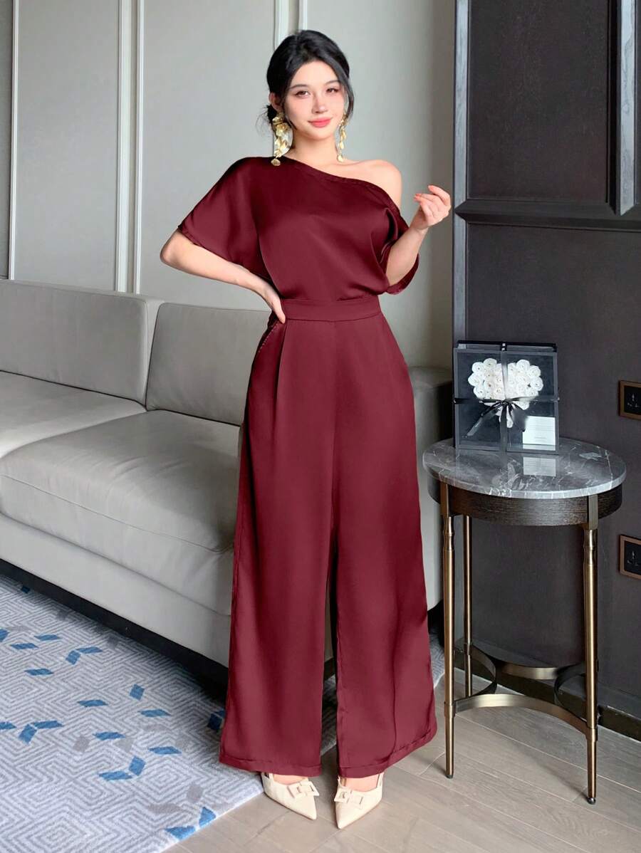 SHEIN DAZY جمبسوت نسائي بكتف واحد  بطراز أنيق بلون عنابي