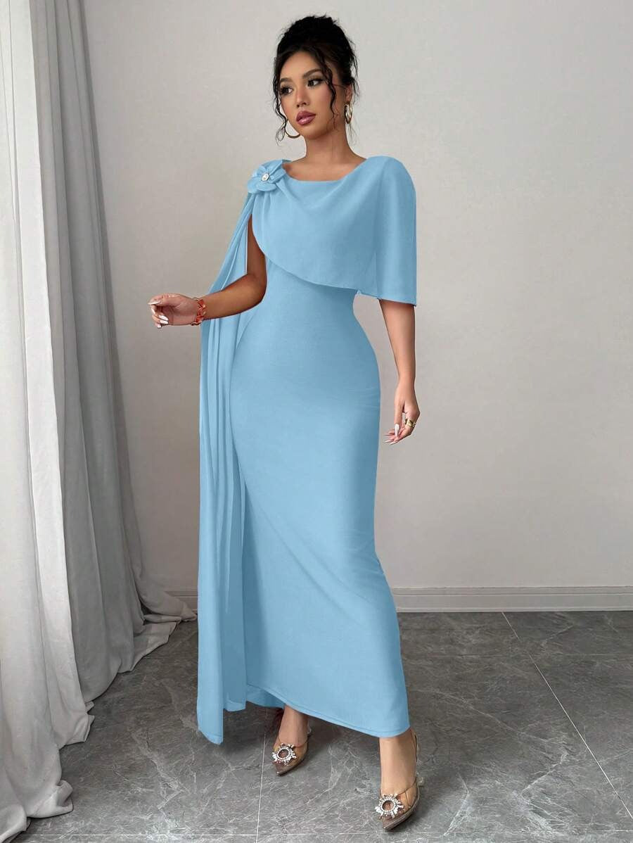 SHEIN Rafferiza فستان أزرق فاتح اللون مع فيونكة منسدلة من الكتف