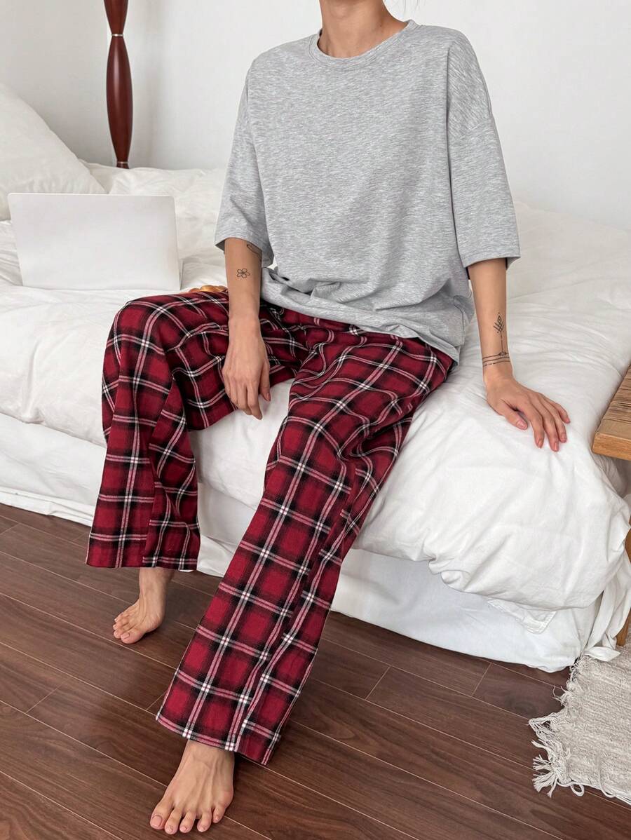 SHEIN DAZY طقم بيجامة قطعتين بلوزة فضفاضة وبنطلون مربعات