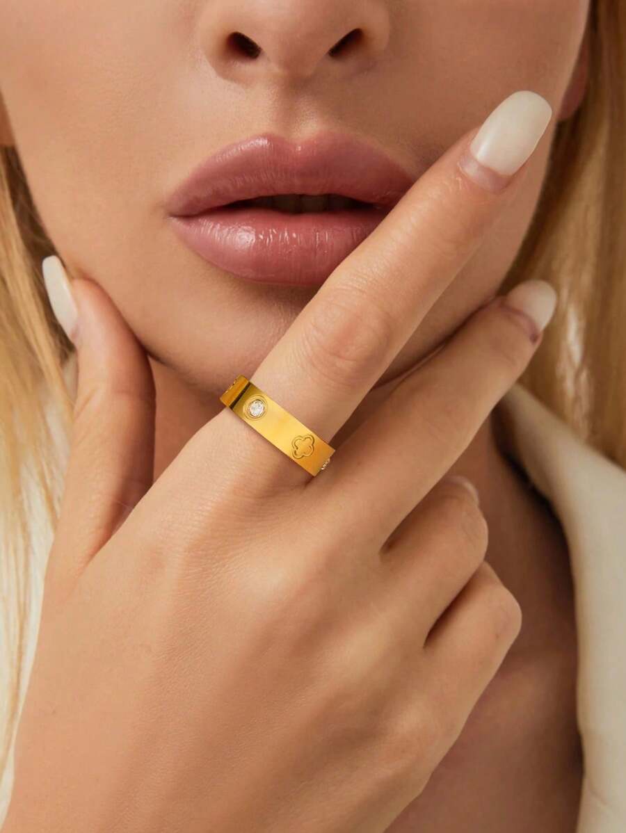 SHEIN خاتم فولاذ مقاوم للصدأ بكريستال رباعي الأوراق