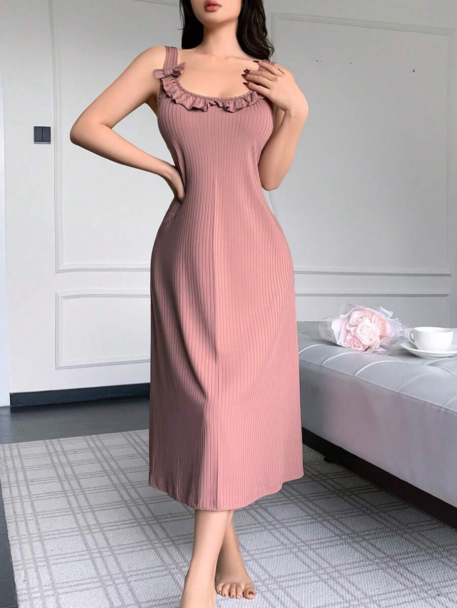 SHEIN فستان نوم بلون وردي مغير بفيونكة ثلاثية الأبعاد