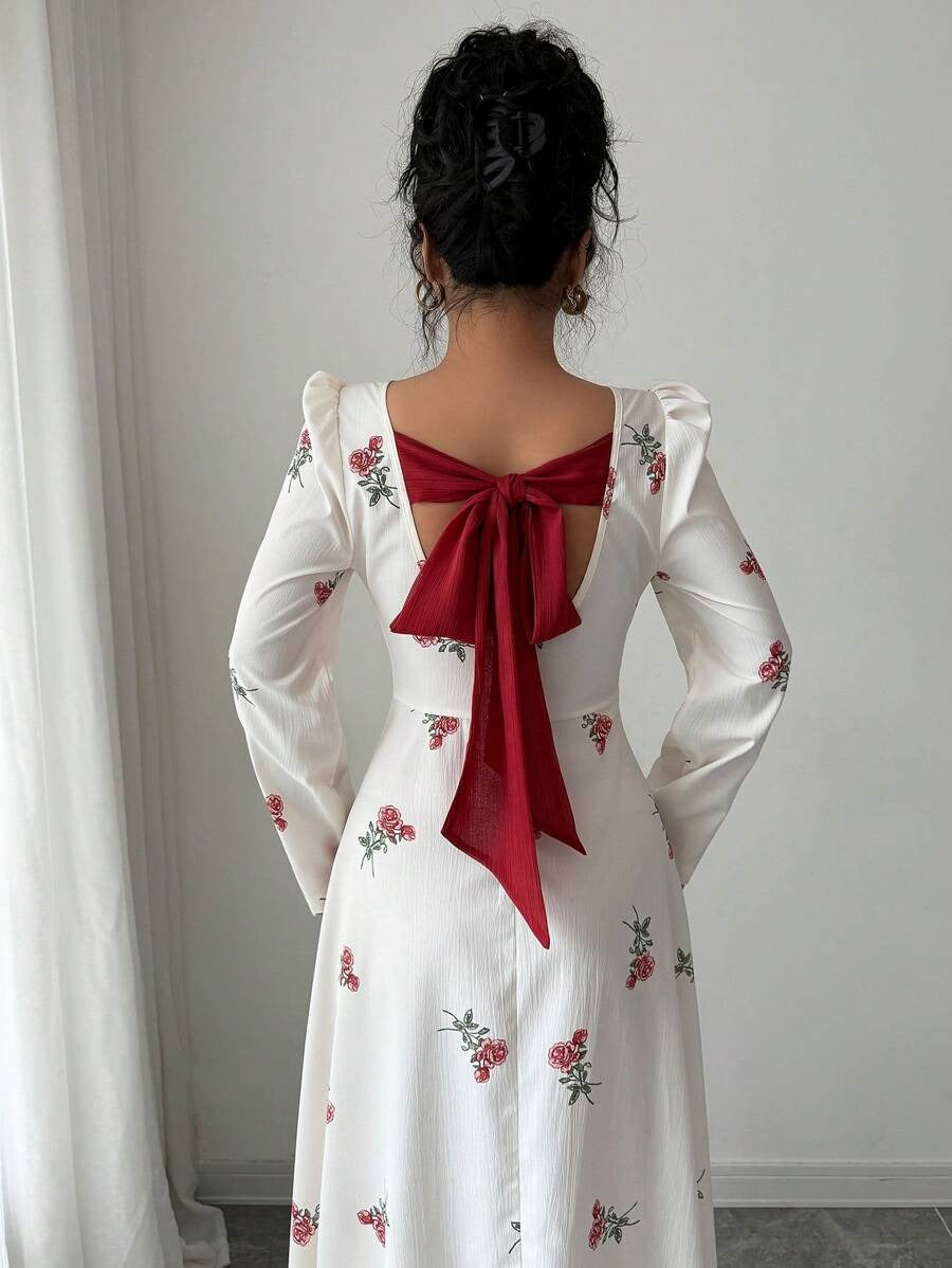 SHEIN Modelyn   فستان طويل مشمشي بنقشة زهور وقماش متناسق