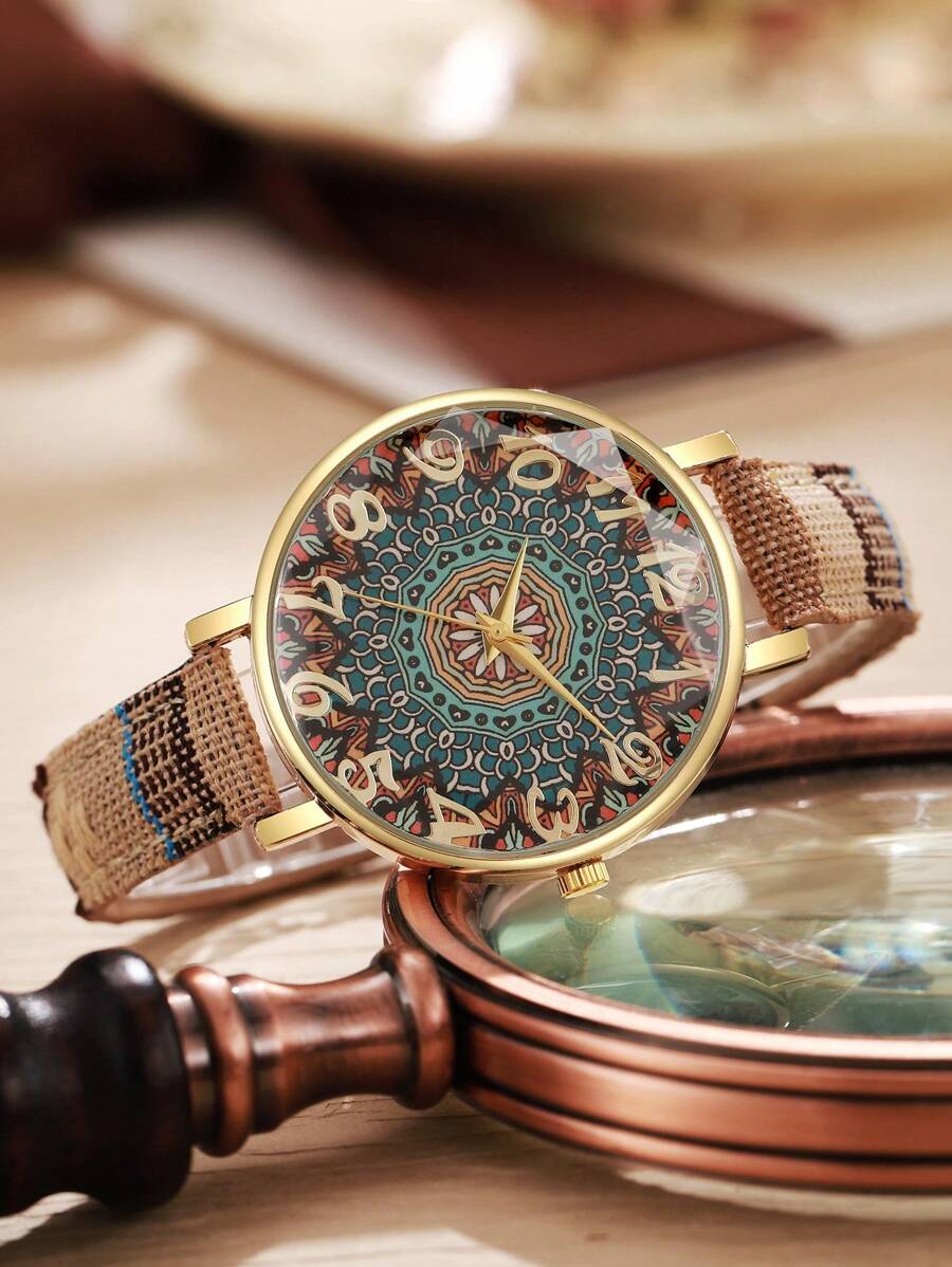 SHEIN ساعة كوارتز نسائية أنيقة بإطار رقمي عصري باللون البيج