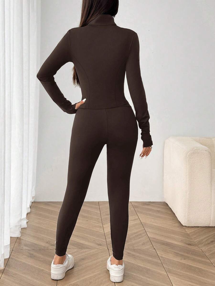 SHEIN EZwear طقم رياضي 3 قطع محبوك بني