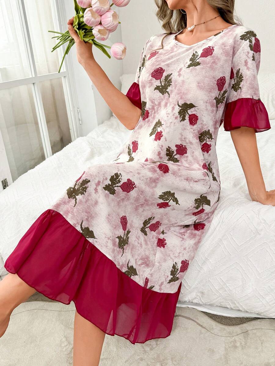 SHEIN CottageSlumber فستان نوم شيفون بطبعات زهرية وكشكشة