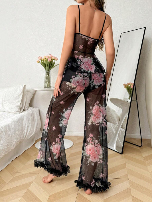 SHEIN Slumberist طقم بيجامة توب كامي مطبوع زهور وبنطلون طويل