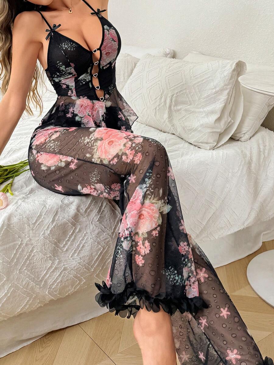 SHEIN Slumberist طقم بيجامة توب كامي مطبوع زهور وبنطلون طويل