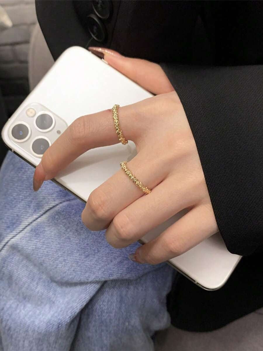 SHEIN خاتم ذهبي مفتوح ذات طابع كلاسيكي