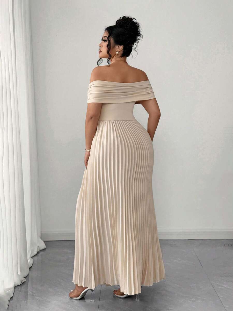 SHEIN Elenzga فستان أكتاف مكشوفة بطيات عند الخصر بلون كاكي