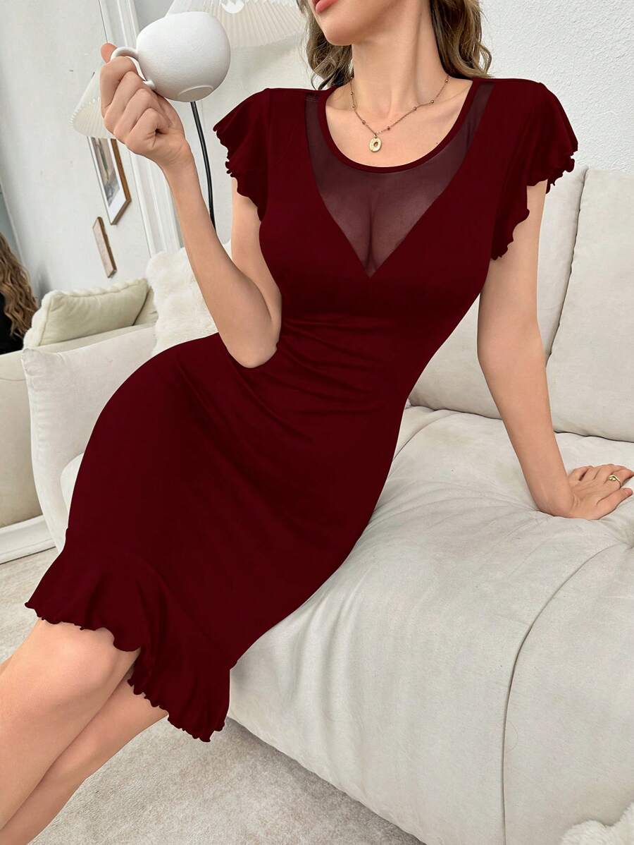 SHEIN DUSKBASE قميص نوم بياقة واسعة وأكمام قصيرة مجعدة