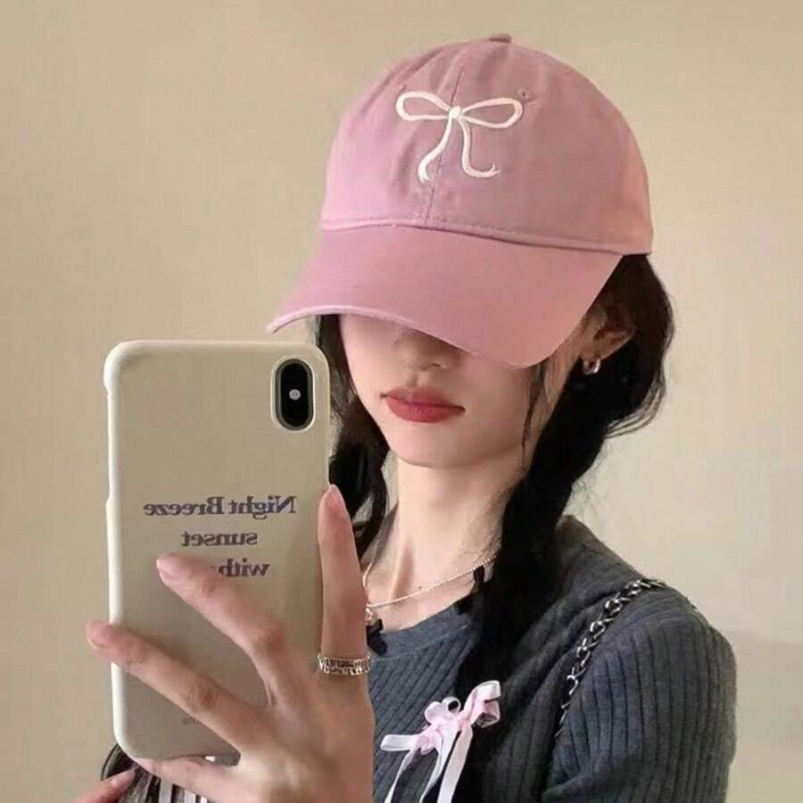 SHEIN قبعة بيسبول بتصميم عقدة فراشة