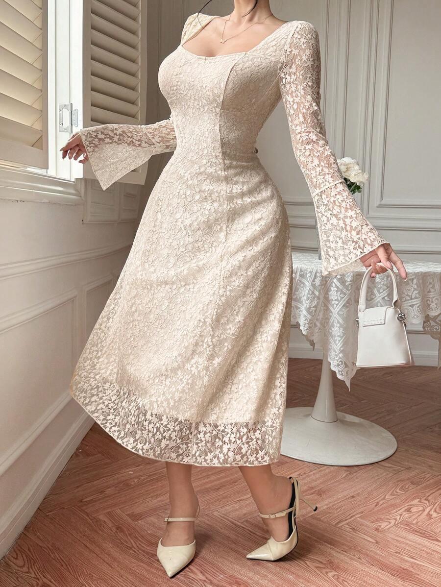 SHEIN DAZY فستان بيج دانتيل بياقة وأكمام واسعة أنيقة