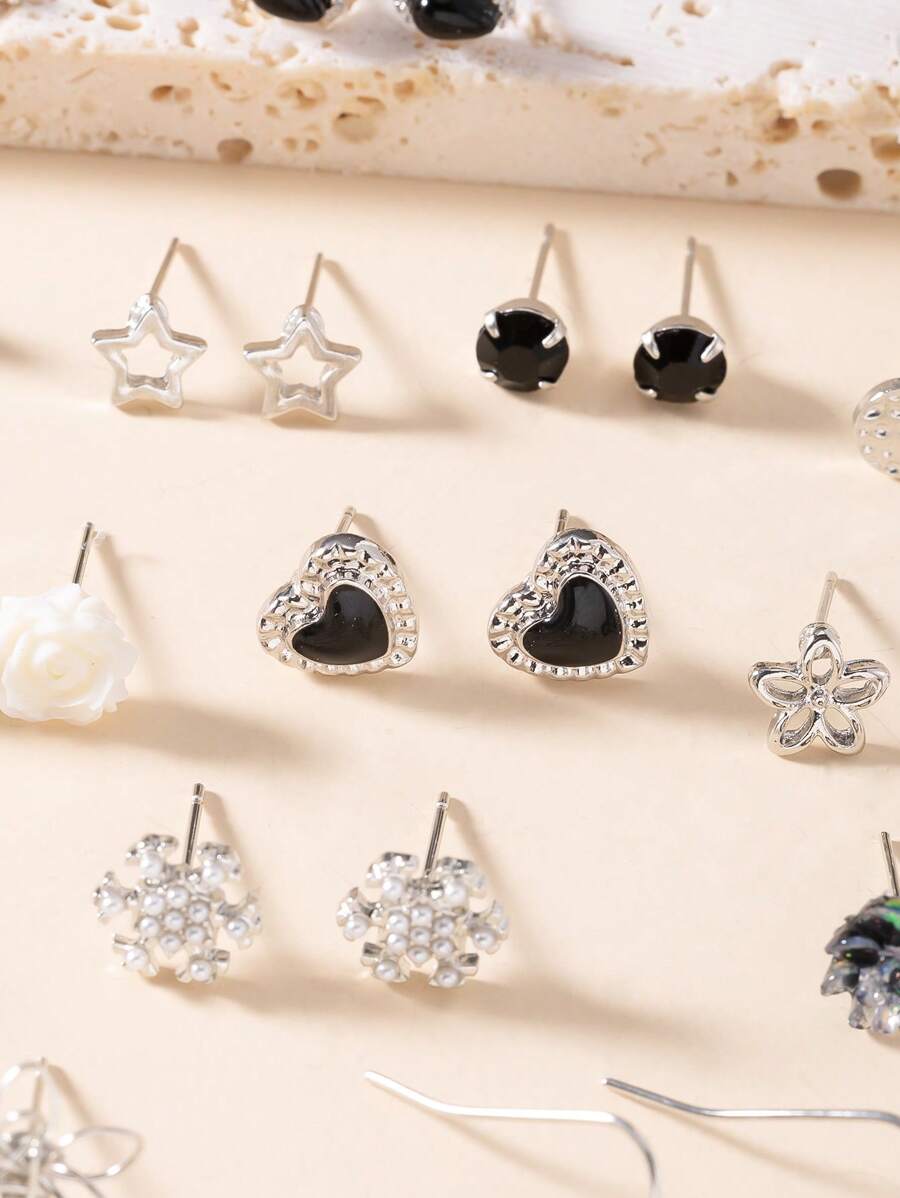 SHEIN طقم 30 زوج أقراط معدنية مزينة بالخرز الأبيض