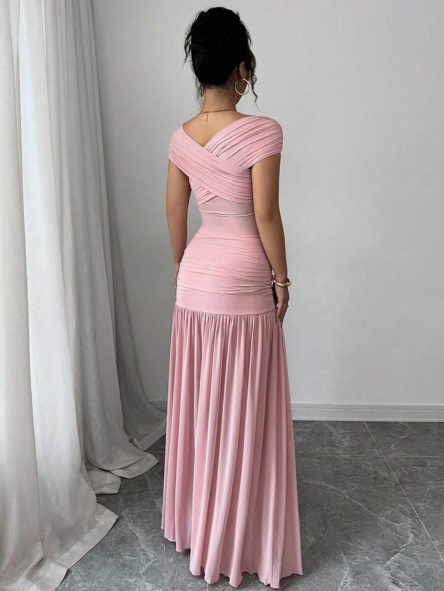 SHEIN Elenzga فستان وردي طويل مزخرف منسدل عن الكتف