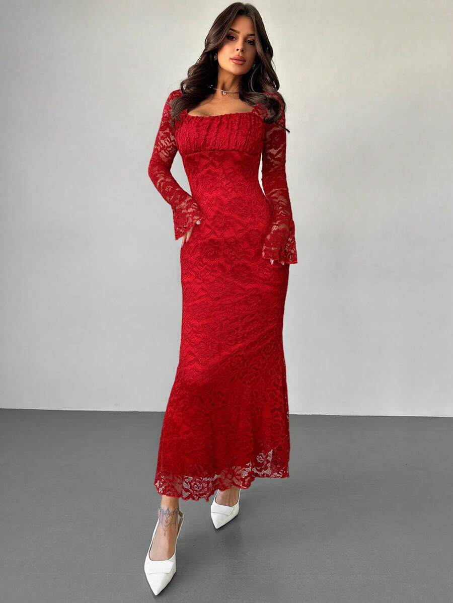 SHEIN Firerie فستان احمر ضيق بياقة مربعة وأكمام جرس
