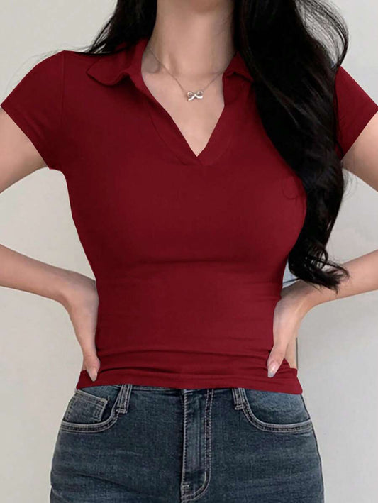 SHEIN DAZY قميص بولو أحمر ضيق بأكمام قصيرة