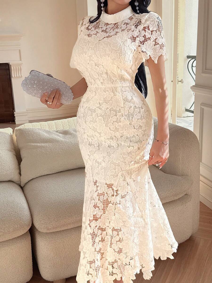 SHEIN DAZY فستان ابيض متوسط الطول شفاف من الدانتيل