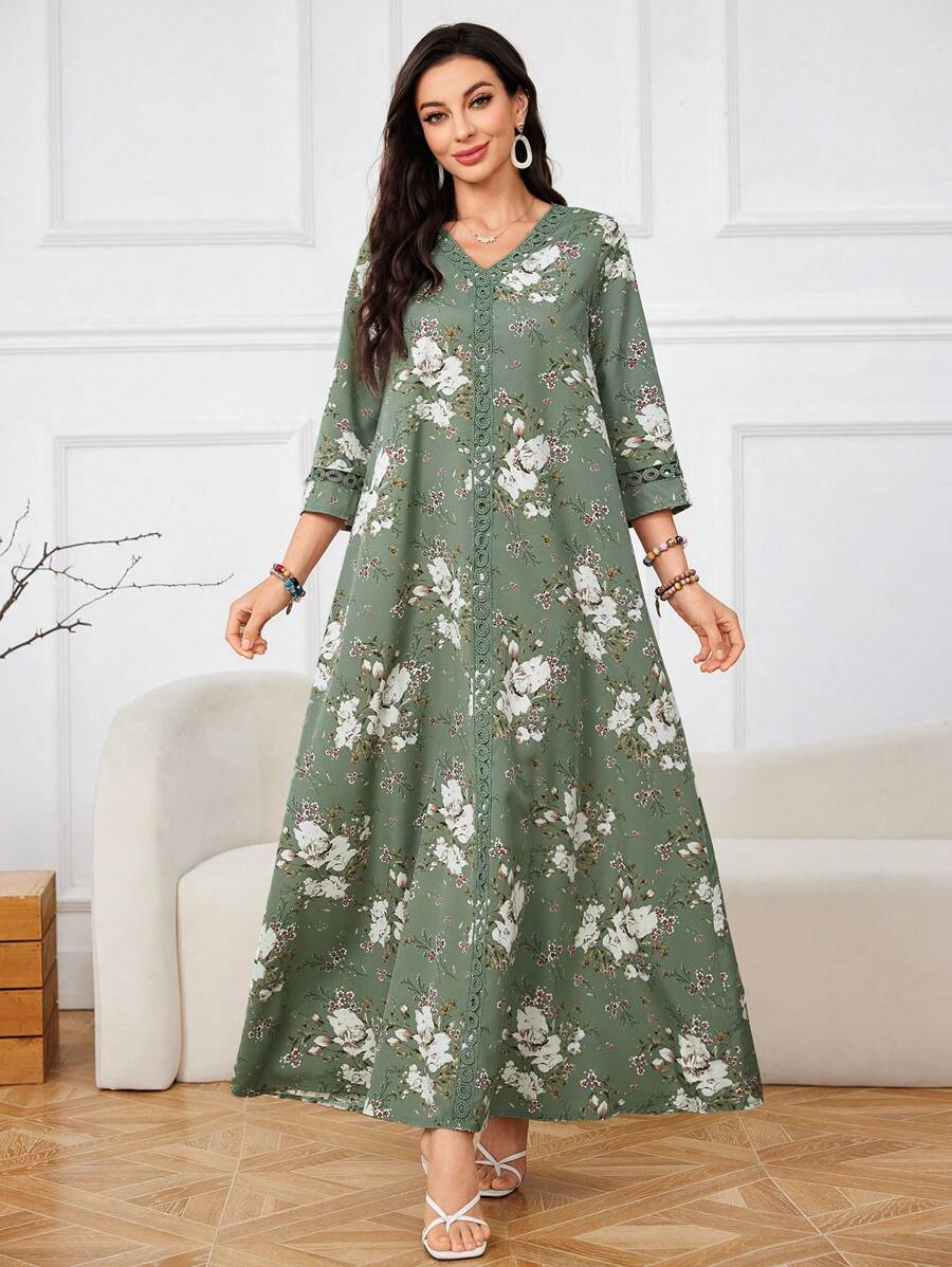 SHEIN Lacomfia فستان عربي محتشم بطبعة زهرية وأكمام 3/4 واسع