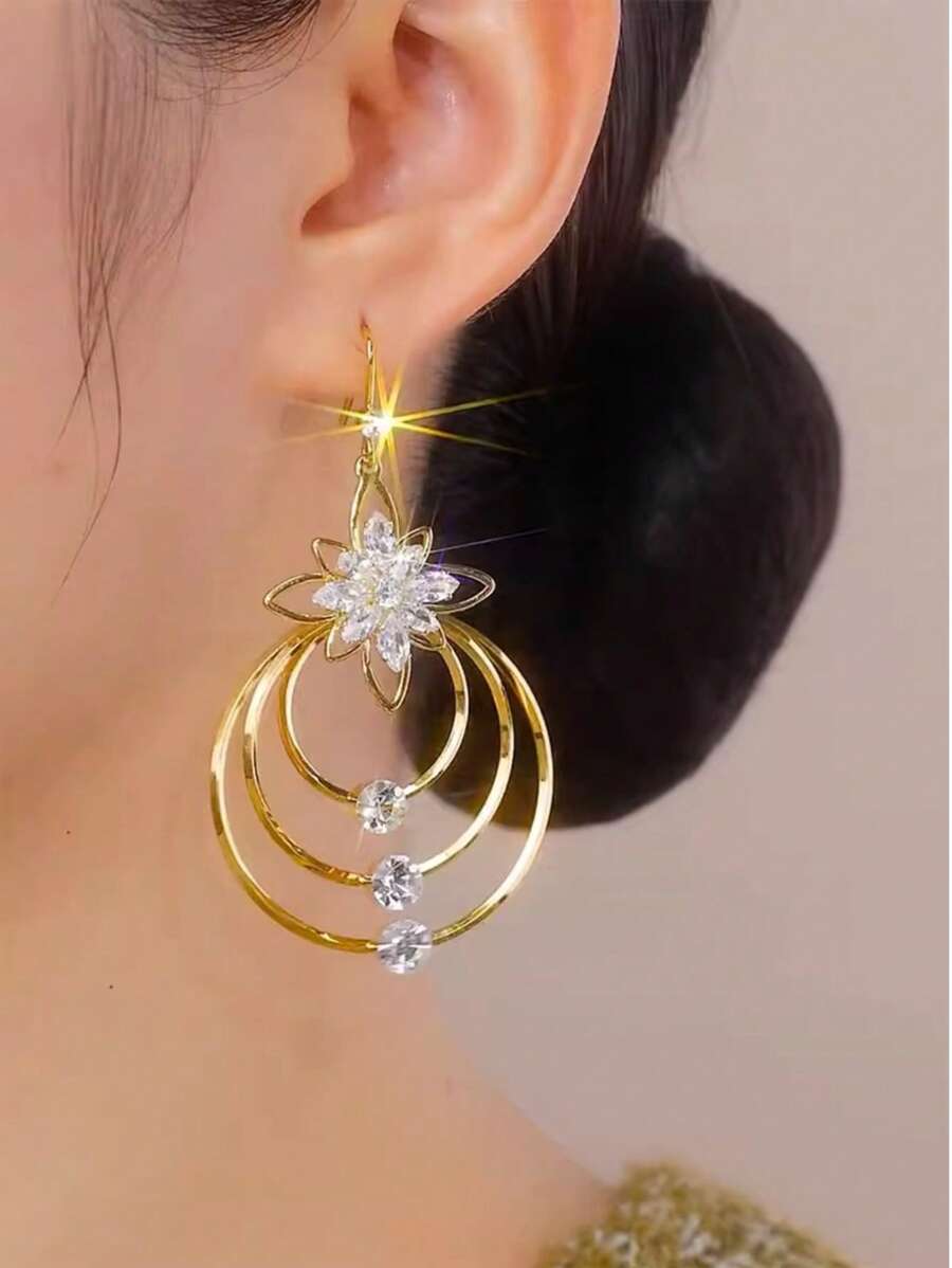 SHEIN زوج أقراط حلقية كبيرة متعددة الطبقات بتصميم أنيق