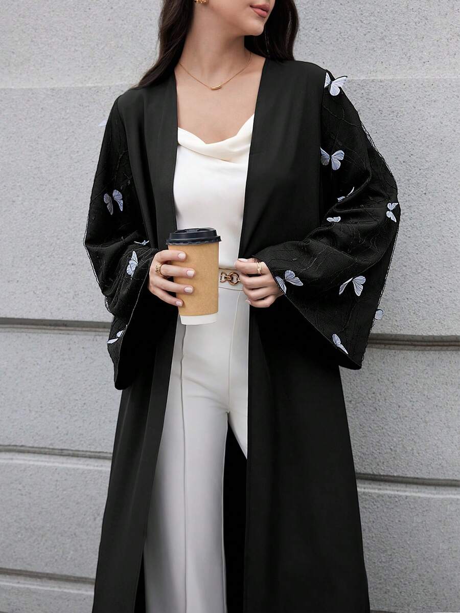 SHEIN Al Najma عباية عربية أنيقة بطبعات فراشة وأكمام طويلة محتشمة
