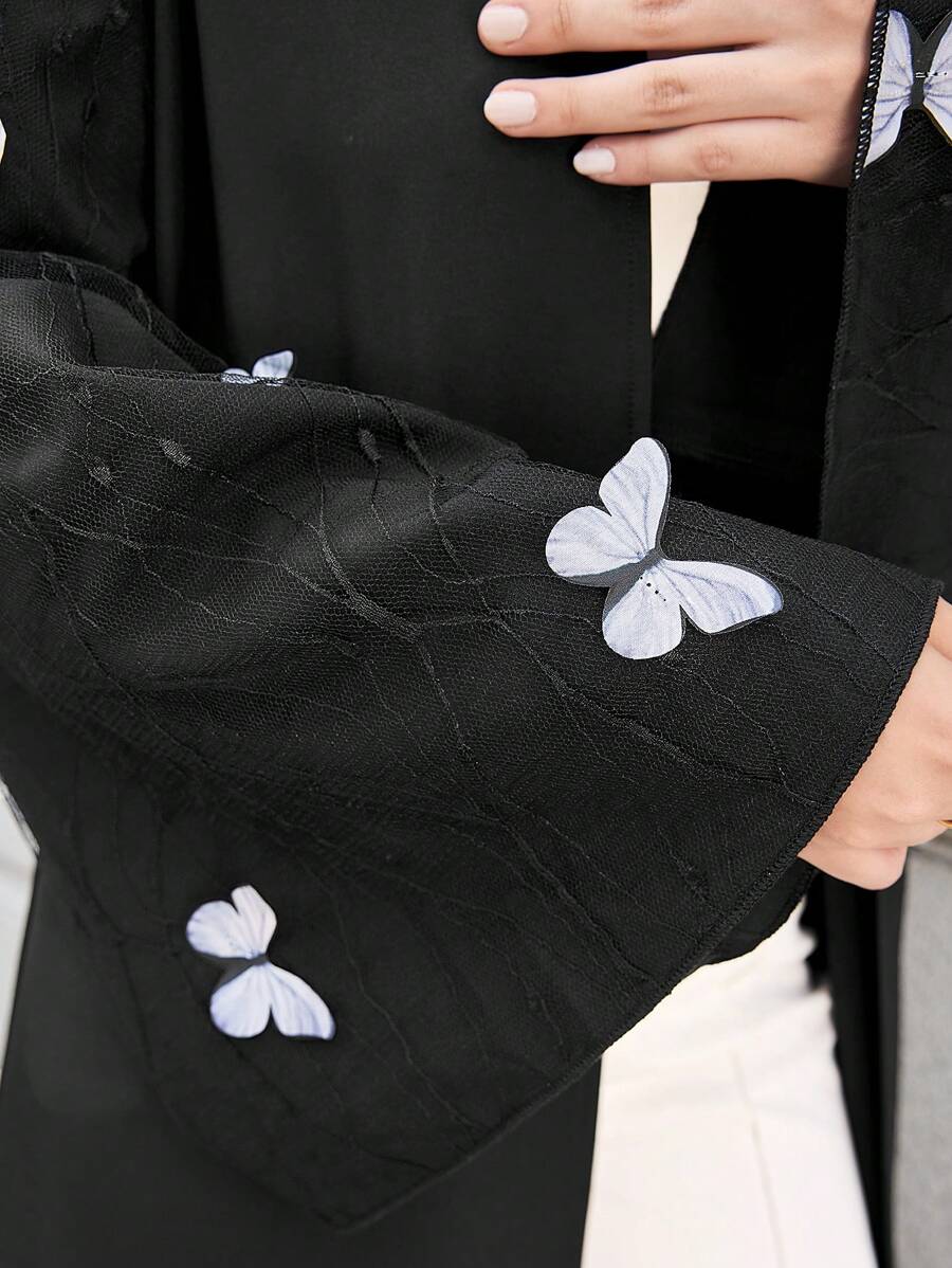 SHEIN Al Najma عباية عربية أنيقة بطبعات فراشة وأكمام طويلة محتشمة