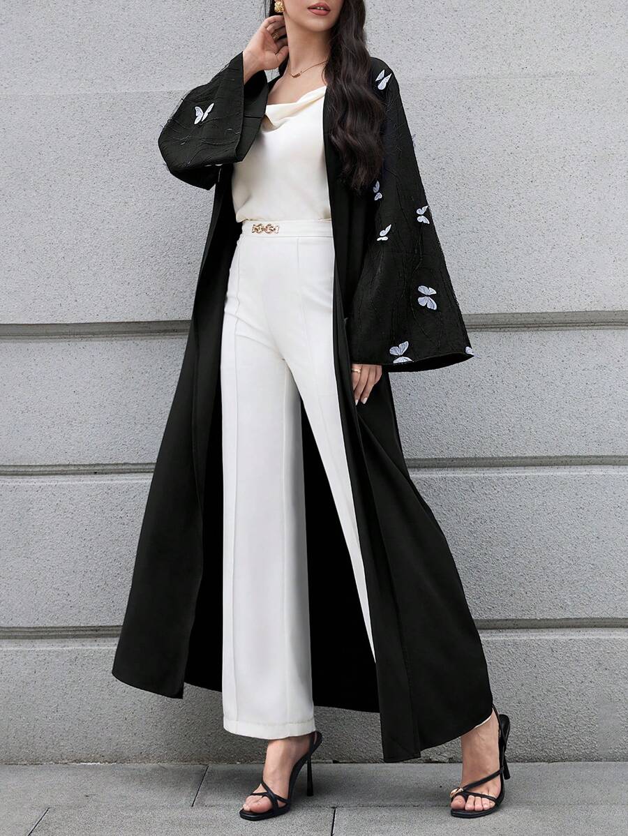 SHEIN Al Najma عباية عربية أنيقة بطبعات فراشة وأكمام طويلة محتشمة