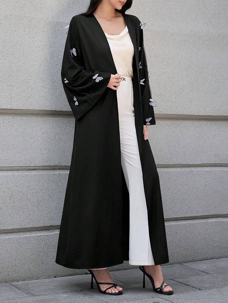 SHEIN Al Najma عباية عربية أنيقة بطبعات فراشة وأكمام طويلة محتشمة