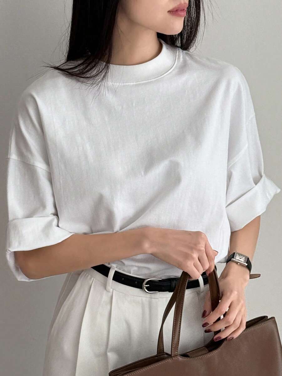 SHEIN Dazy-Less تي شيرت أبيض واسع بأكمام قصيرة بتصميم بسيط كاجوال