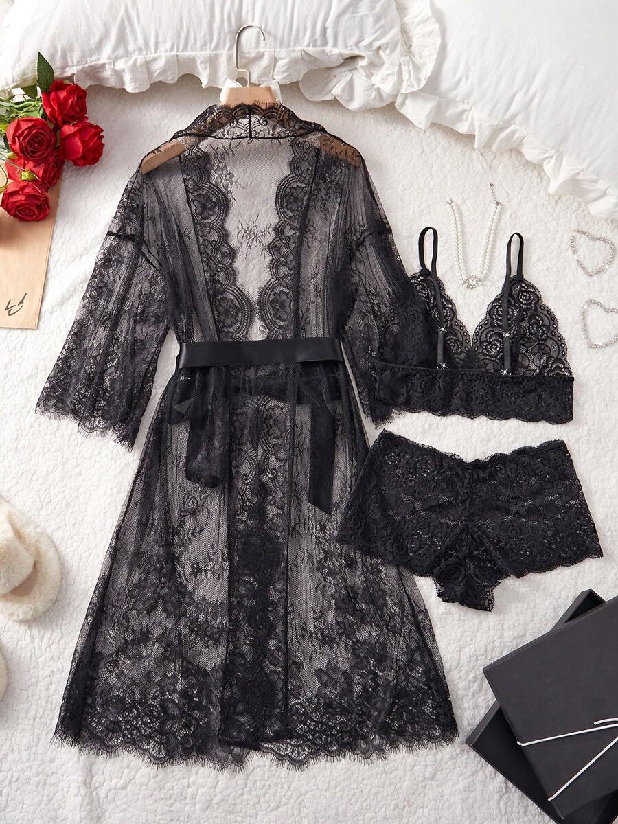SHEIN طقم ملابس نوم شفاف  برقبة منخفضة تصميم مثير وجذاب