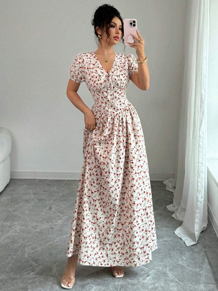 SHEIN Elenzga  فستان نسائي طويل ماكسي بلون بيج بنقشة زهور وستايل بوهيمي