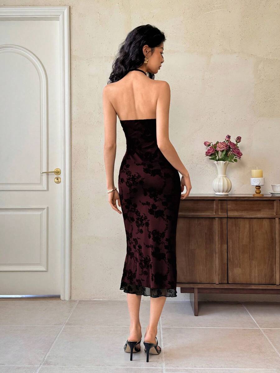 SHEIN EastFlair فستان متوسط الطول بدون أكتاف باللون العنابي