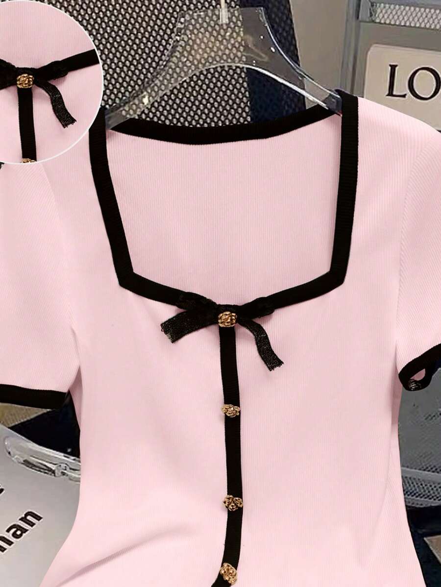 SHEIN GlowEve بلوزة قصيرة الأكمام بأزرار معدنية وعقدة فراشة